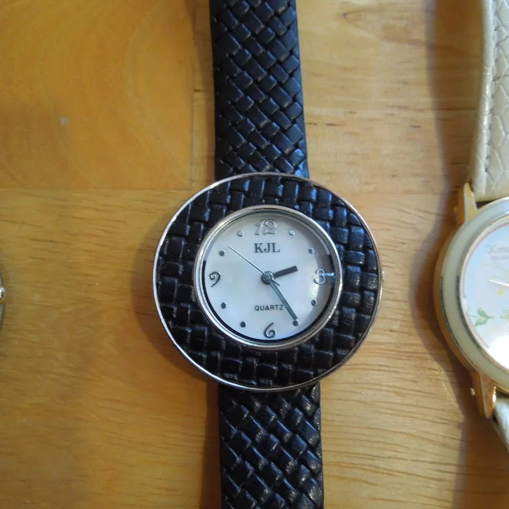 Vintage Women's Wrist Watches Lot Of 6